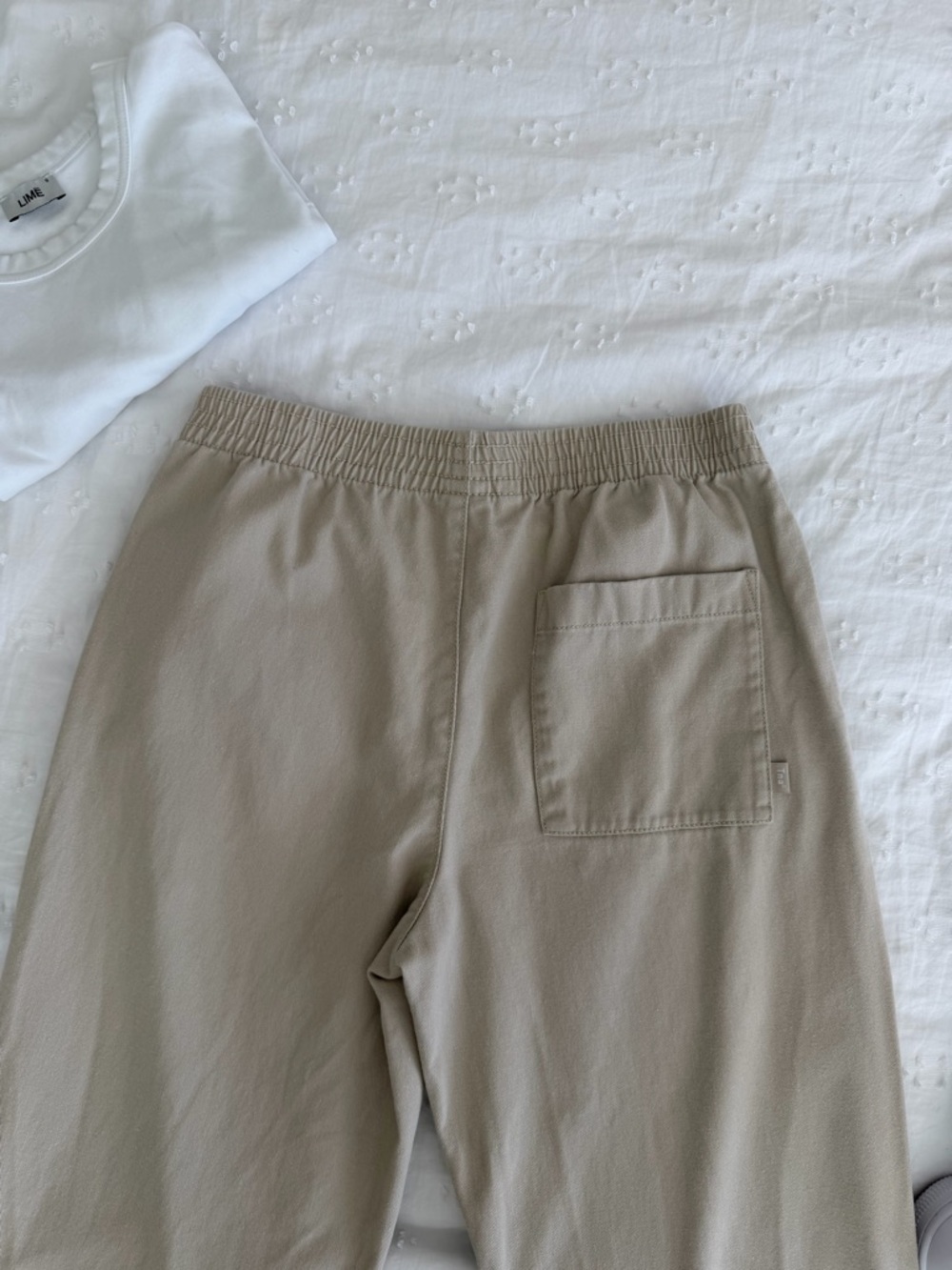 TNA Wide Leg Pants in Light Beige - Picture 7 of 9